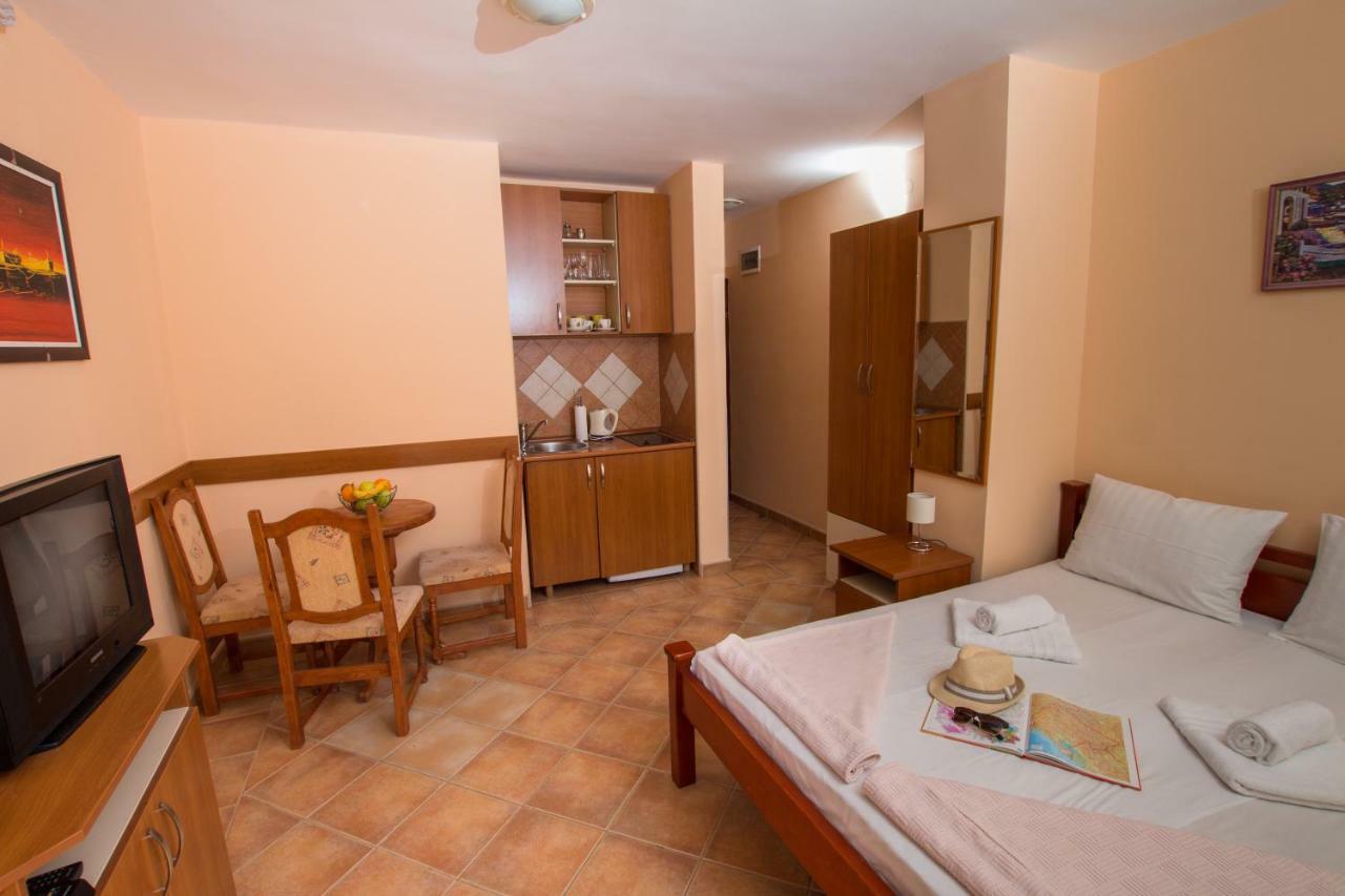 Adzic Apartments Budva Buitenkant foto
